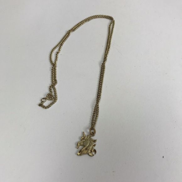 Vintage Unicorn Pendant Necklace Hand Engraved Fantasy Jewelry original box - Picture 4 of 8